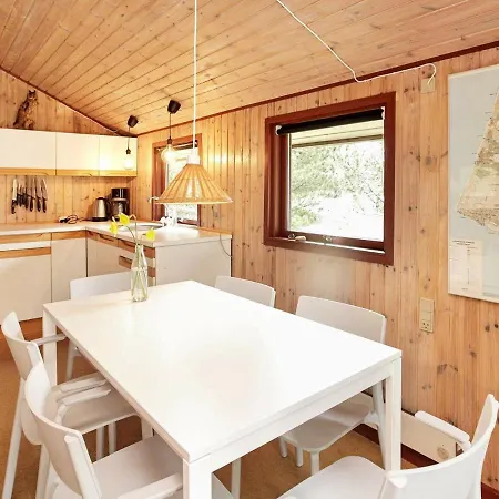 6 Person Holiday In Oksb L Semesterbostad Mosevrå